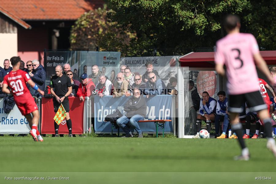 sport, action, TSV Aubstadt, TSV, SVA, SV Viktoria Aschaffenburg, Regionalliga Bayern, NGN Arena, Fussball, BFV, Aubstadt, 12. Spieltag, 03.10.2025 - Bild-ID: 2513414