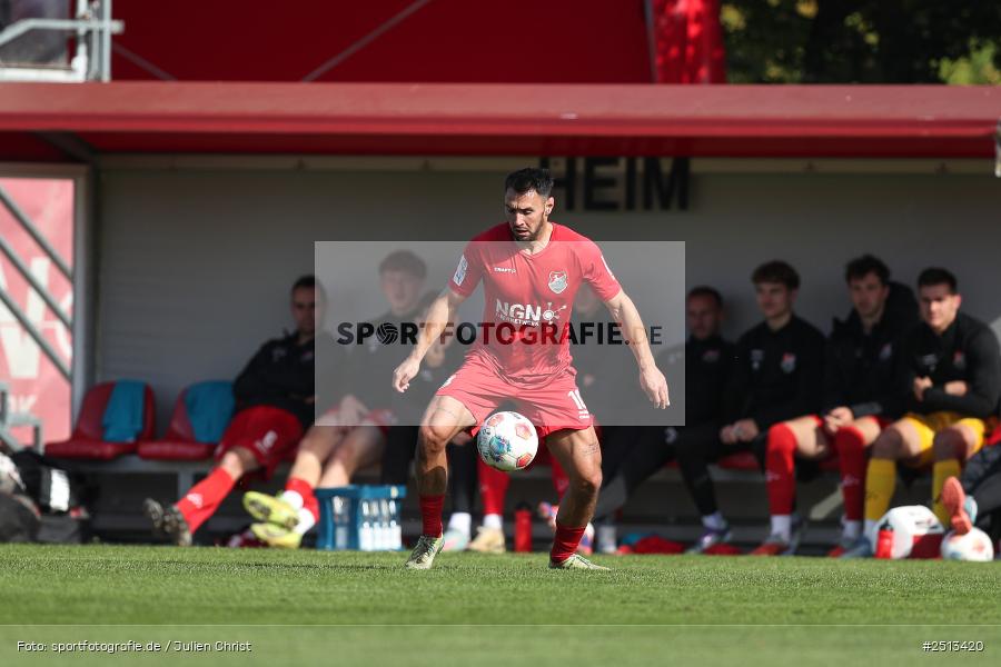 sport, action, TSV Aubstadt, TSV, SVA, SV Viktoria Aschaffenburg, Regionalliga Bayern, NGN Arena, Fussball, BFV, Aubstadt, 12. Spieltag, 03.10.2025 - Bild-ID: 2513420