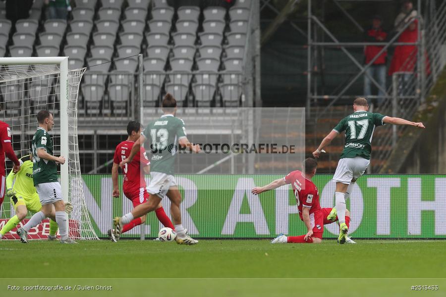 Sachs-Stadion, Schweinfurt, 04.10.2025, sport, action, Fussball, DFB, 10. Spieltag, 3. Liga, SCV, FCS, SC Verl, 1. FC Schweinfurt 1905 - Bild-ID: 2513433