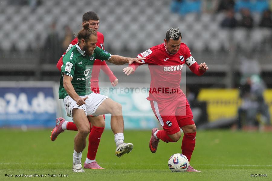 Sachs-Stadion, Schweinfurt, 04.10.2025, sport, action, Fussball, DFB, 10. Spieltag, 3. Liga, SCV, FCS, SC Verl, 1. FC Schweinfurt 1905 - Bild-ID: 2513448