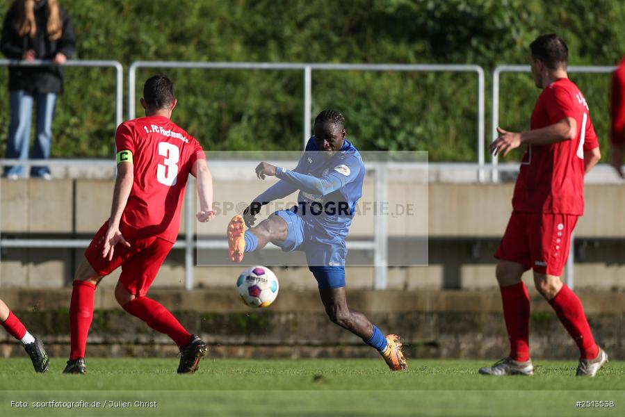 sport, action, Landesliga Nordwest, Kohlenberg Arena, Fussball, Fuchsstadt, FCF, BFV, ASV Rimpar, ASV, 14. Spieltag, 1. FC Fuchsstadt, 04.10.2025 - Bild-ID: 2513538