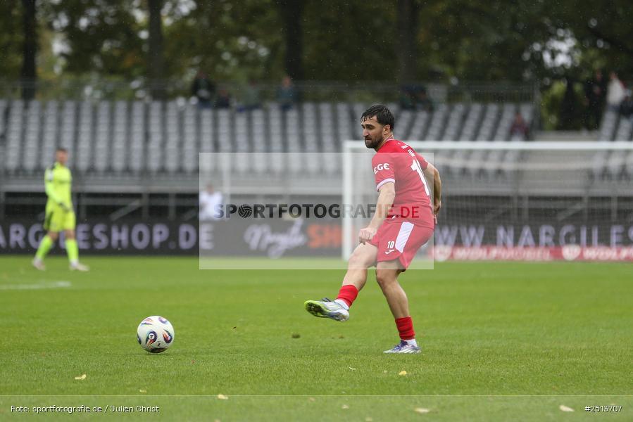 sport, action, Schweinfurt, Sachs-Stadion, SCV, SC Verl, Fussball, FCS, DFB, 3. Liga, 10. Spieltag, 1. FC Schweinfurt 1905, 04.10.2025 - Bild-ID: 2513707