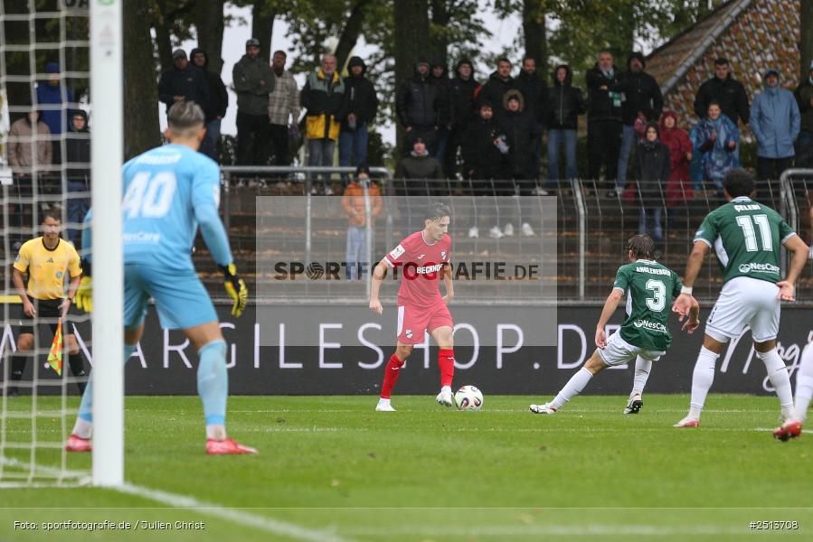 sport, action, Schweinfurt, Sachs-Stadion, SCV, SC Verl, Fussball, FCS, DFB, 3. Liga, 10. Spieltag, 1. FC Schweinfurt 1905, 04.10.2025 - Bild-ID: 2513708