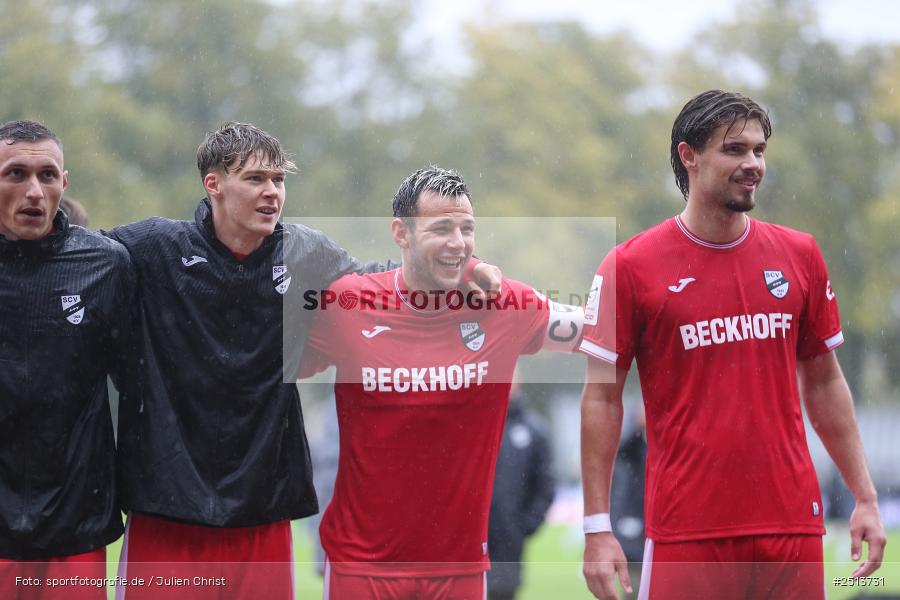 sport, action, Schweinfurt, Sachs-Stadion, SCV, SC Verl, Fussball, FCS, DFB, 3. Liga, 10. Spieltag, 1. FC Schweinfurt 1905, 04.10.2025 - Bild-ID: 2513731