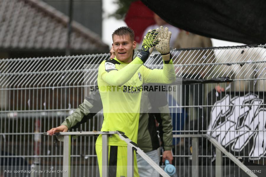 sport, action, Schweinfurt, Sachs-Stadion, SCV, SC Verl, Fussball, FCS, DFB, 3. Liga, 10. Spieltag, 1. FC Schweinfurt 1905, 04.10.2025 - Bild-ID: 2513742