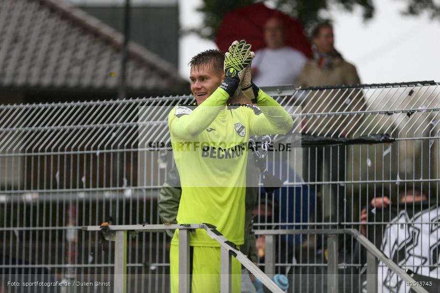 sport, action, Schweinfurt, Sachs-Stadion, SCV, SC Verl, Fussball, FCS, DFB, 3. Liga, 10. Spieltag, 1. FC Schweinfurt 1905, 04.10.2025 - Bild-ID: 2513743