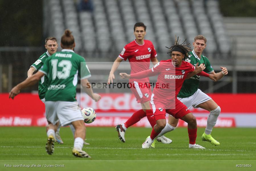 sport, action, Schweinfurt, Sachs-Stadion, SCV, SC Verl, Fussball, FCS, DFB, 3. Liga, 10. Spieltag, 1. FC Schweinfurt 1905, 04.10.2025 - Bild-ID: 2513856