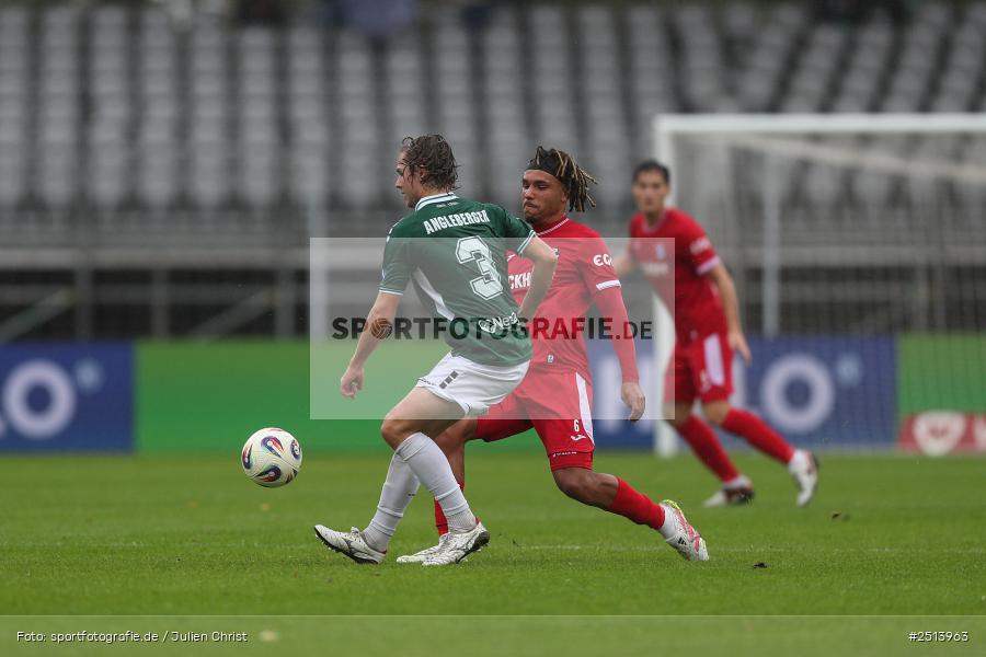sport, action, Schweinfurt, Sachs-Stadion, SCV, SC Verl, Fussball, FCS, DFB, 3. Liga, 10. Spieltag, 1. FC Schweinfurt 1905, 04.10.2025 - Bild-ID: 2513963