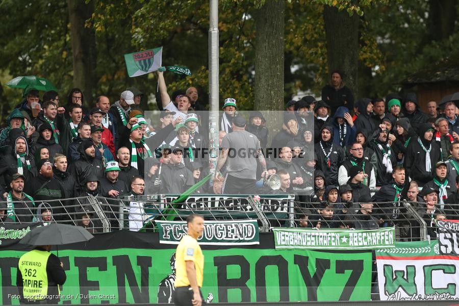 sport, action, Schweinfurt, Sachs-Stadion, SCV, SC Verl, Fussball, FCS, DFB, 3. Liga, 10. Spieltag, 1. FC Schweinfurt 1905, 04.10.2025 - Bild-ID: 2513989