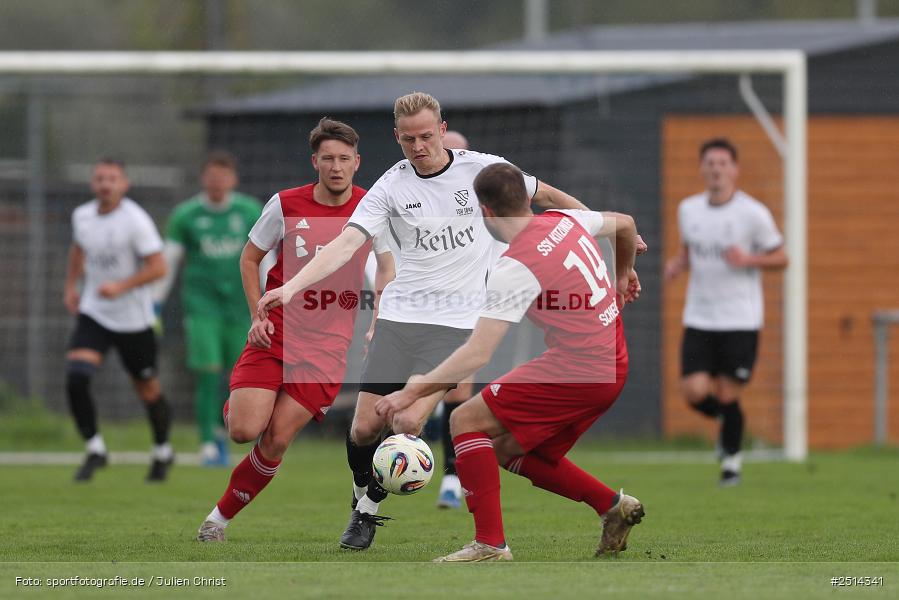 Sportgelände, Lohr am Main, 05.10.2025, sport, action, Fussball, BFV, 12. Spieltag, Bezirksliga Unterfranken West, SSV Kitzingen, TSV Lohr - Bild-ID: 2514341
