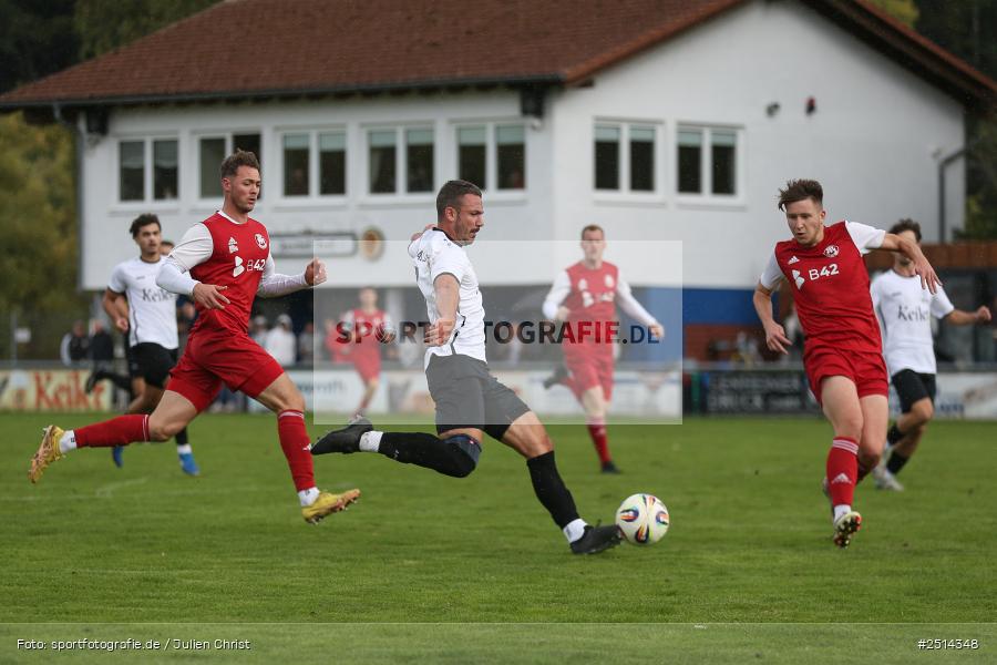 sport, action, TSV Lohr, Sportgelände, SSV Kitzingen, Lohr am Main, Fussball, Bezirksliga Unterfranken West, BFV, 12. Spieltag, 05.10.2025 - Bild-ID: 2514348