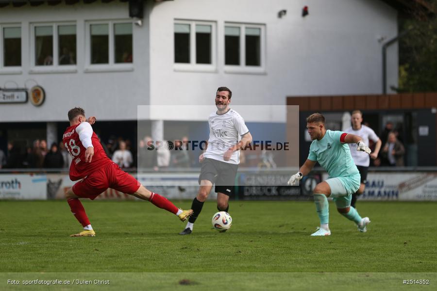 sport, action, TSV Lohr, Sportgelände, SSV Kitzingen, Lohr am Main, Fussball, Bezirksliga Unterfranken West, BFV, 12. Spieltag, 05.10.2025 - Bild-ID: 2514352