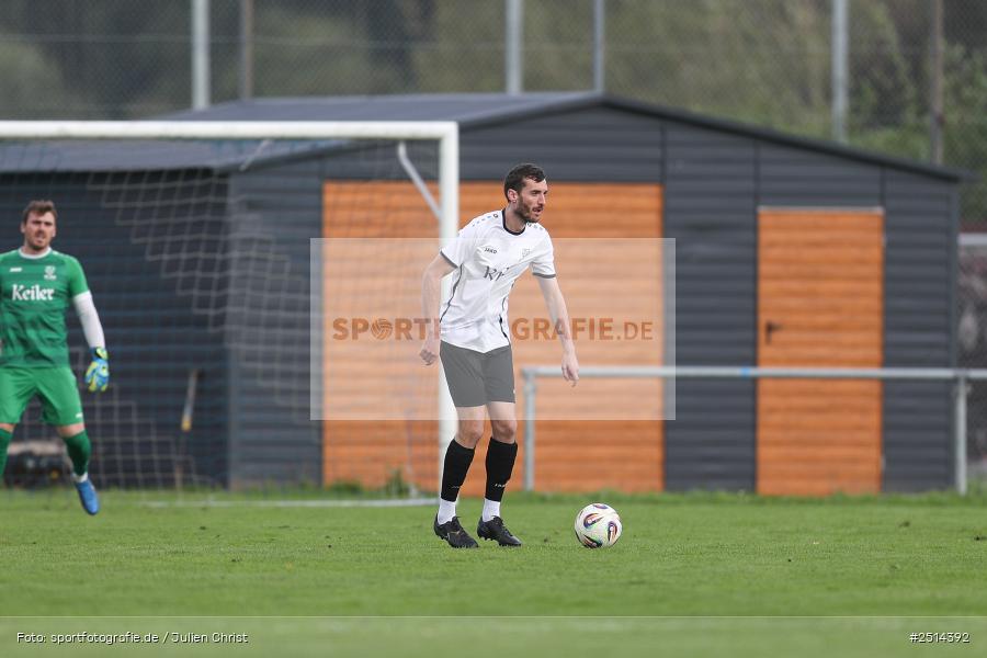 sport, action, TSV Lohr, Sportgelände, SSV Kitzingen, Lohr am Main, Fussball, Bezirksliga Unterfranken West, BFV, 12. Spieltag, 05.10.2025 - Bild-ID: 2514392