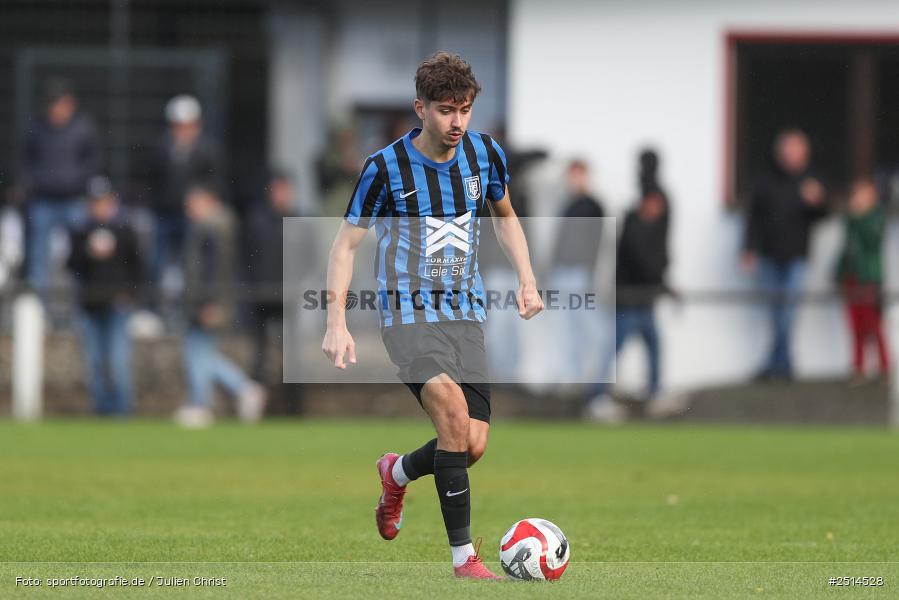 sport, action, TG Höchberg, Sportgelände, SV Birkenfeld, Fussball, Birkenfeld, Bezirksliga Unterfranken West, BFV, 12. Spieltag, 05.10.2025 - Bild-ID: 2514528