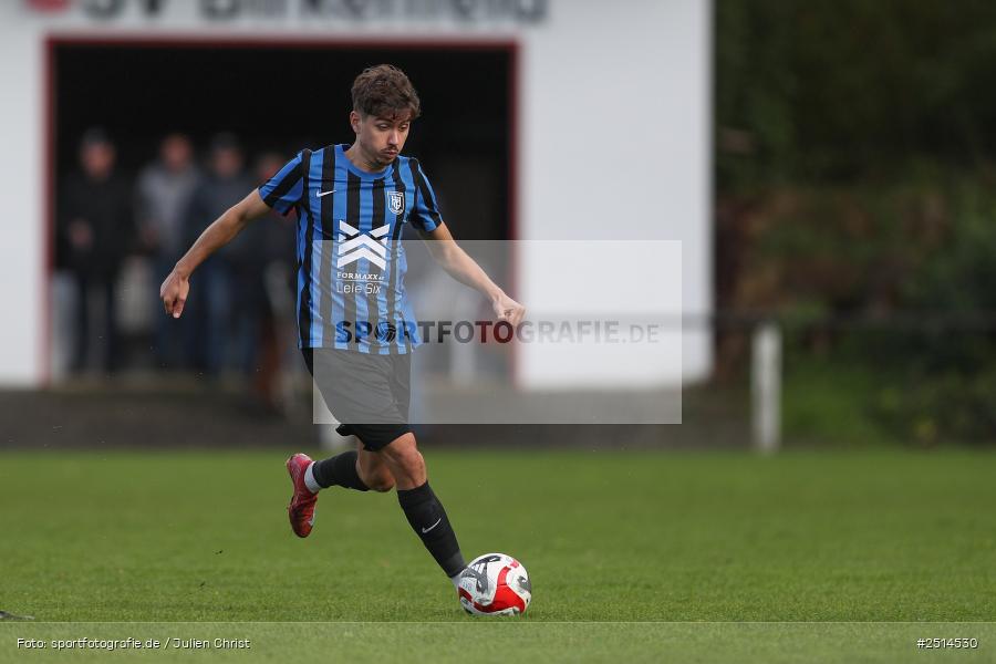 sport, action, TG Höchberg, Sportgelände, SV Birkenfeld, Fussball, Birkenfeld, Bezirksliga Unterfranken West, BFV, 12. Spieltag, 05.10.2025 - Bild-ID: 2514530