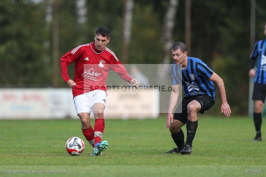 sport, action, TG Höchberg, Sportgelände, SV Birkenfeld, Fussball, Birkenfeld, Bezirksliga Unterfranken West, BFV, 12. Spieltag, 05.10.2025 - Bild-ID: 2514531