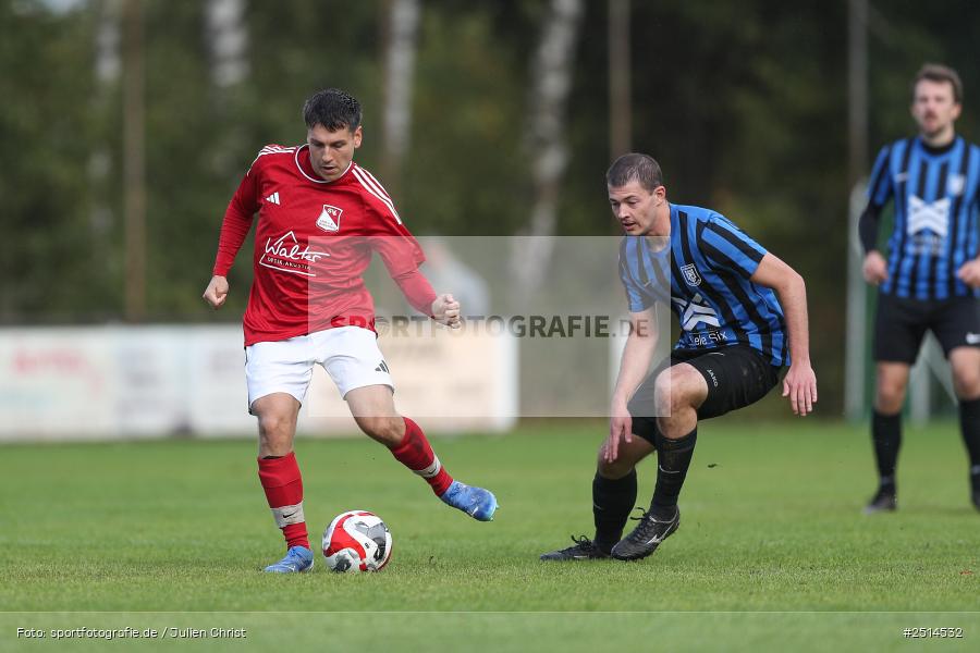 sport, action, TG Höchberg, Sportgelände, SV Birkenfeld, Fussball, Birkenfeld, Bezirksliga Unterfranken West, BFV, 12. Spieltag, 05.10.2025 - Bild-ID: 2514532