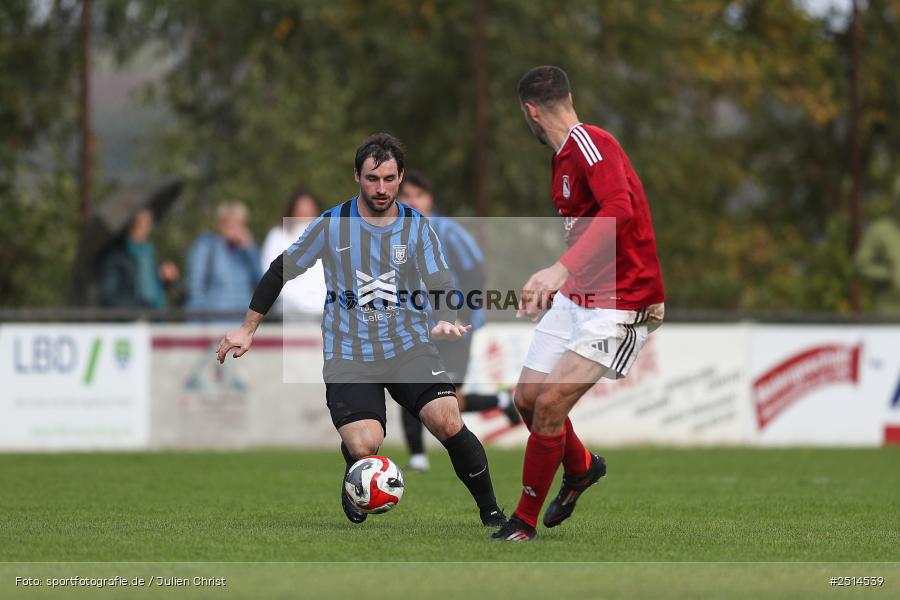 sport, action, TG Höchberg, Sportgelände, SV Birkenfeld, Fussball, Birkenfeld, Bezirksliga Unterfranken West, BFV, 12. Spieltag, 05.10.2025 - Bild-ID: 2514539