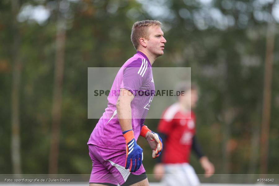 sport, action, TG Höchberg, Sportgelände, SV Birkenfeld, Fussball, Birkenfeld, Bezirksliga Unterfranken West, BFV, 12. Spieltag, 05.10.2025 - Bild-ID: 2514542