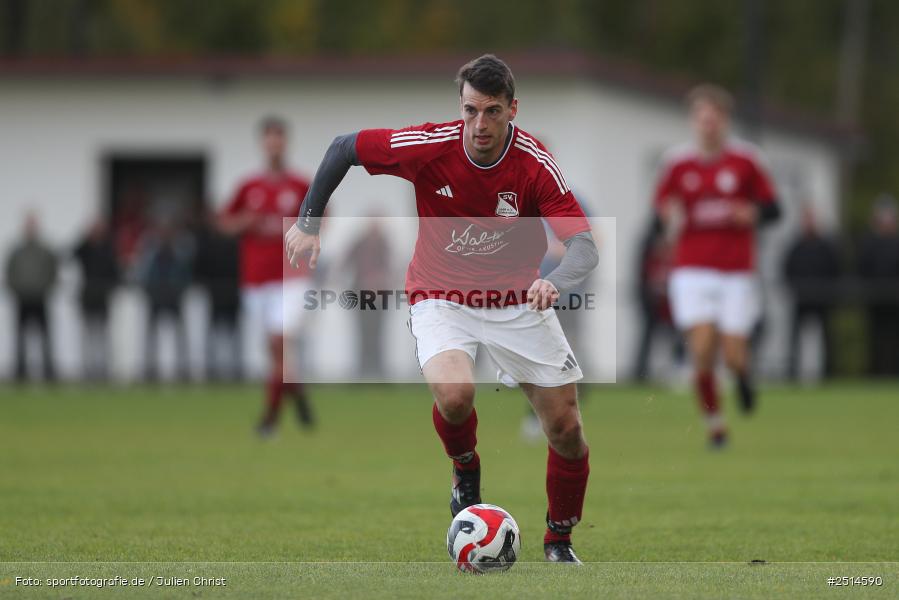 sport, action, TG Höchberg, Sportgelände, SV Birkenfeld, Fussball, Birkenfeld, Bezirksliga Unterfranken West, BFV, 12. Spieltag, 05.10.2025 - Bild-ID: 2514590