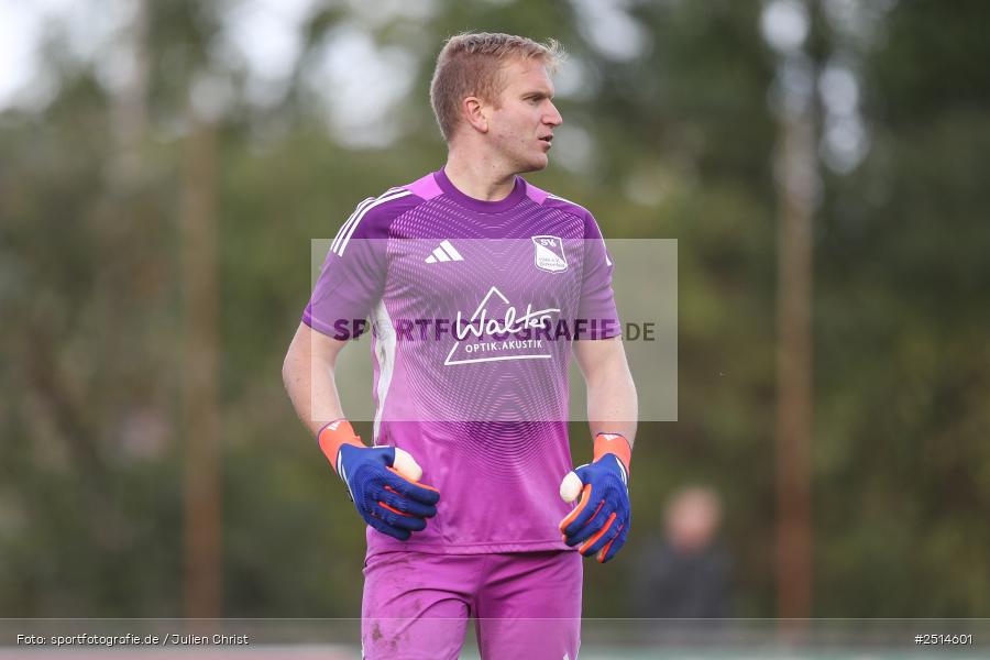 sport, action, TG Höchberg, Sportgelände, SV Birkenfeld, Fussball, Birkenfeld, Bezirksliga Unterfranken West, BFV, 12. Spieltag, 05.10.2025 - Bild-ID: 2514601