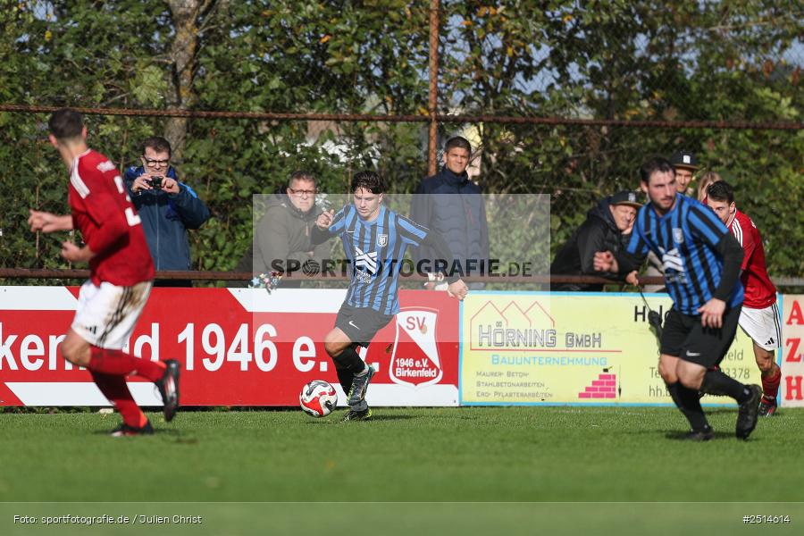 sport, action, TG Höchberg, Sportgelände, SV Birkenfeld, Fussball, Birkenfeld, Bezirksliga Unterfranken West, BFV, 12. Spieltag, 05.10.2025 - Bild-ID: 2514614