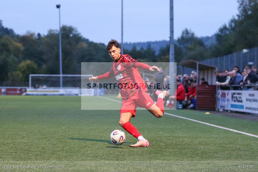 sport, action, TuS Frammersbach, TUS, Landesliga Nordwest, Fussball, Fuhrmann Arena, Frammersbach, FCF, BFV, 15. Spieltag, 10.10.2025, 1. FC Fuchsstadt - Bild-ID: 2514781