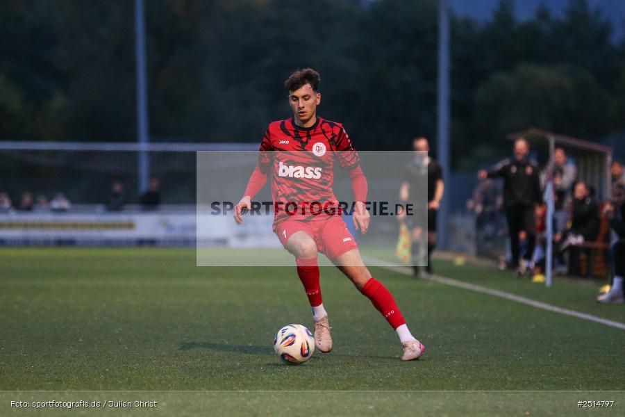 sport, action, TuS Frammersbach, TUS, Landesliga Nordwest, Fussball, Fuhrmann Arena, Frammersbach, FCF, BFV, 15. Spieltag, 10.10.2025, 1. FC Fuchsstadt - Bild-ID: 2514797