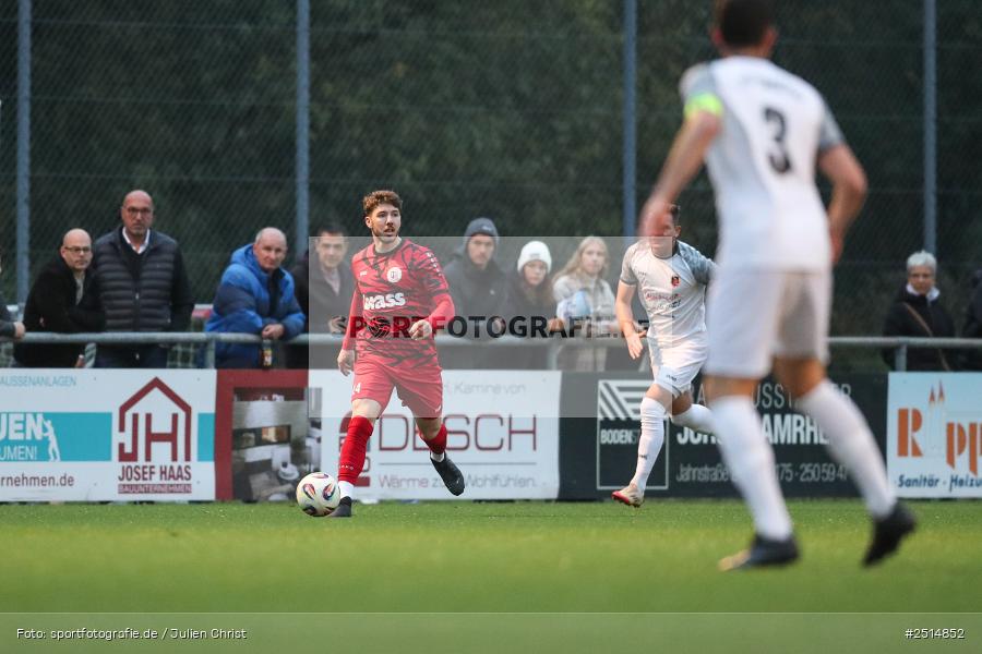 sport, action, TuS Frammersbach, TUS, Landesliga Nordwest, Fussball, Fuhrmann Arena, Frammersbach, FCF, BFV, 15. Spieltag, 10.10.2025, 1. FC Fuchsstadt - Bild-ID: 2514852