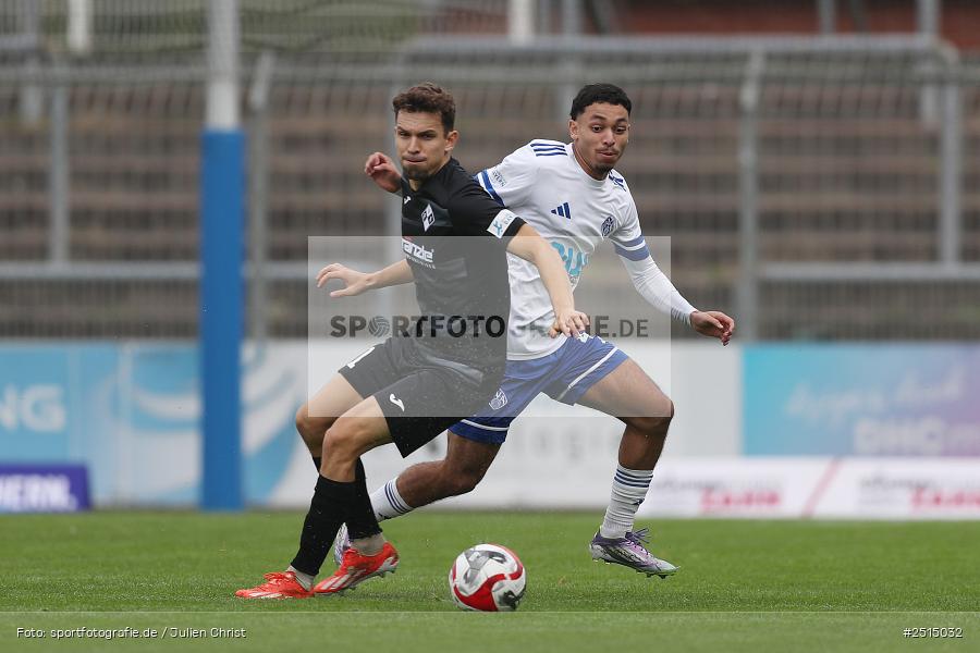 Stadion am Schönbusch, Aschaffenburg, 11.10.2025, sport, action, BFV, 13. Spieltag, Fussball, Regionalliga Bayern, FVI, SVA, FV Illertissen, SV Viktoria Aschaffenburg - Bild-ID: 2515032