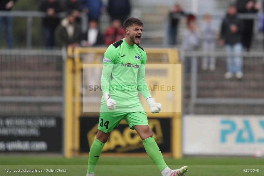 Stadion am Schönbusch, Aschaffenburg, 11.10.2025, sport, action, BFV, 13. Spieltag, Fussball, Regionalliga Bayern, FVI, SVA, FV Illertissen, SV Viktoria Aschaffenburg - Bild-ID: 2515048