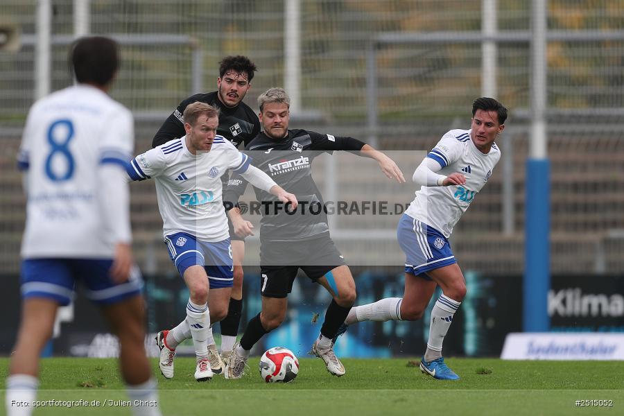 Stadion am Schönbusch, Aschaffenburg, 11.10.2025, sport, action, BFV, 13. Spieltag, Fussball, Regionalliga Bayern, FVI, SVA, FV Illertissen, SV Viktoria Aschaffenburg - Bild-ID: 2515052