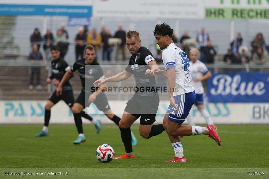 Stadion am Schönbusch, Aschaffenburg, 11.10.2025, sport, action, BFV, 13. Spieltag, Fussball, Regionalliga Bayern, FVI, SVA, FV Illertissen, SV Viktoria Aschaffenburg - Bild-ID: 2515079