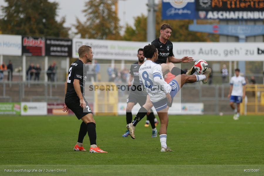 Stadion am Schönbusch, Aschaffenburg, 11.10.2025, sport, action, BFV, 13. Spieltag, Fussball, Regionalliga Bayern, FVI, SVA, FV Illertissen, SV Viktoria Aschaffenburg - Bild-ID: 2515081