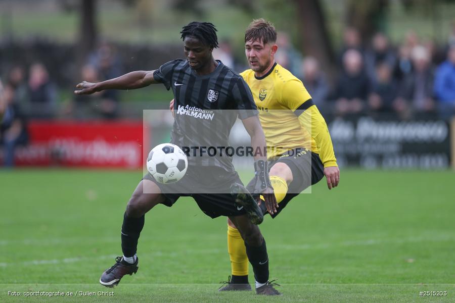 sport, action, TSV Karlburg, TSV Eisingen, Landesliga Nordwest, Karlburg, KAR, Fussball, Fundamentum Sportpark, EIS, BFV, 15. Spieltag, 11.10.2025 - Bild-ID: 2515203