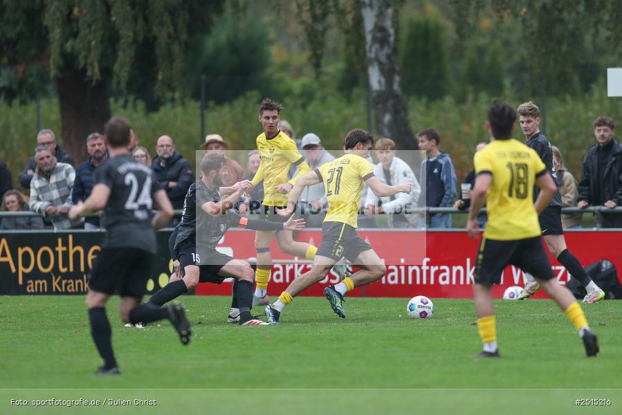 sport, action, TSV Karlburg, TSV Eisingen, Landesliga Nordwest, Karlburg, KAR, Fussball, Fundamentum Sportpark, EIS, BFV, 15. Spieltag, 11.10.2025 - Bild-ID: 2515216