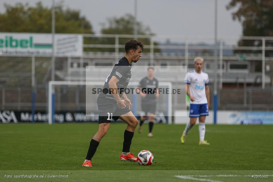 sport, action, Stadion am Schönbusch, SVA, SV Viktoria Aschaffenburg, Regionalliga Bayern, Fussball, FVI, FV Illertissen, BFV, Aschaffenburg, 13. Spieltag, 11.10.2025 - Bild-ID: 2515302