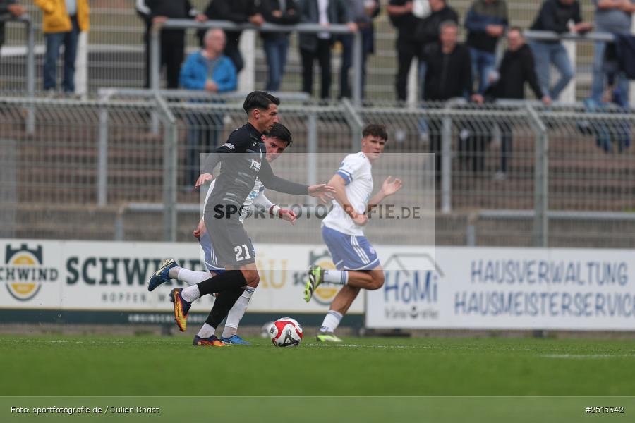 sport, action, Stadion am Schönbusch, SVA, SV Viktoria Aschaffenburg, Regionalliga Bayern, Fussball, FVI, FV Illertissen, BFV, Aschaffenburg, 13. Spieltag, 11.10.2025 - Bild-ID: 2515342