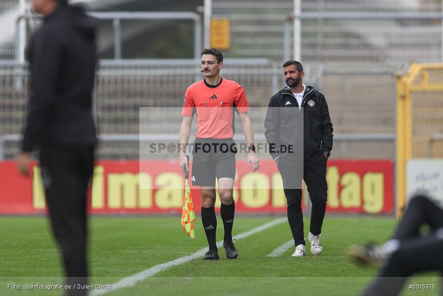 sport, action, Stadion am Schönbusch, SVA, SV Viktoria Aschaffenburg, Regionalliga Bayern, Fussball, FVI, FV Illertissen, BFV, Aschaffenburg, 13. Spieltag, 11.10.2025 - Bild-ID: 2515375