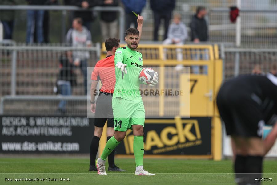 sport, action, Stadion am Schönbusch, SVA, SV Viktoria Aschaffenburg, Regionalliga Bayern, Fussball, FVI, FV Illertissen, BFV, Aschaffenburg, 13. Spieltag, 11.10.2025 - Bild-ID: 2515392