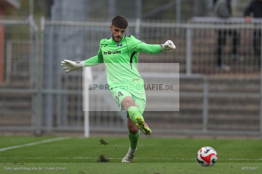 sport, action, Stadion am Schönbusch, SVA, SV Viktoria Aschaffenburg, Regionalliga Bayern, Fussball, FVI, FV Illertissen, BFV, Aschaffenburg, 13. Spieltag, 11.10.2025 - Bild-ID: 2515431