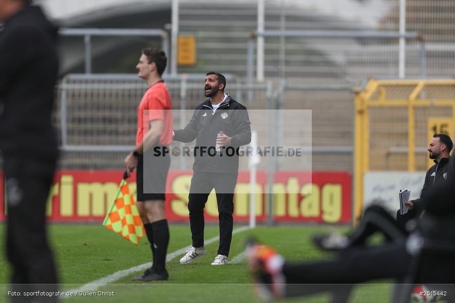 sport, action, Stadion am Schönbusch, SVA, SV Viktoria Aschaffenburg, Regionalliga Bayern, Fussball, FVI, FV Illertissen, BFV, Aschaffenburg, 13. Spieltag, 11.10.2025 - Bild-ID: 2515442