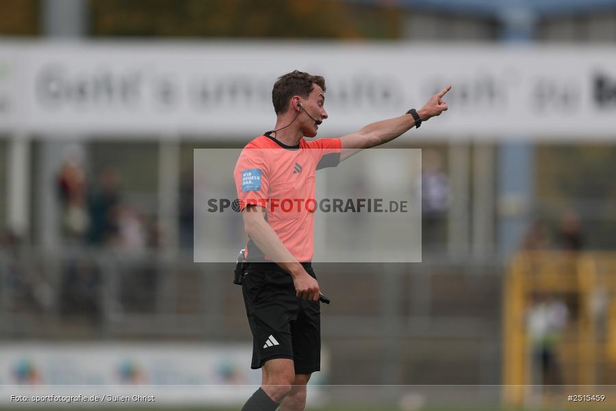 sport, action, Stadion am Schönbusch, SVA, SV Viktoria Aschaffenburg, Regionalliga Bayern, Fussball, FVI, FV Illertissen, BFV, Aschaffenburg, 13. Spieltag, 11.10.2025 - Bild-ID: 2515459