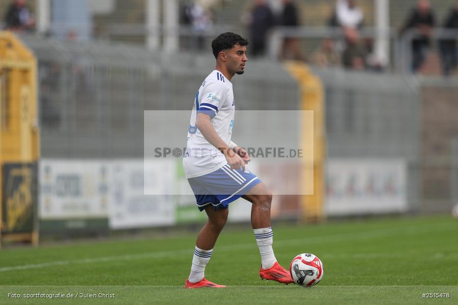 sport, action, Stadion am Schönbusch, SVA, SV Viktoria Aschaffenburg, Regionalliga Bayern, Fussball, FVI, FV Illertissen, BFV, Aschaffenburg, 13. Spieltag, 11.10.2025 - Bild-ID: 2515478