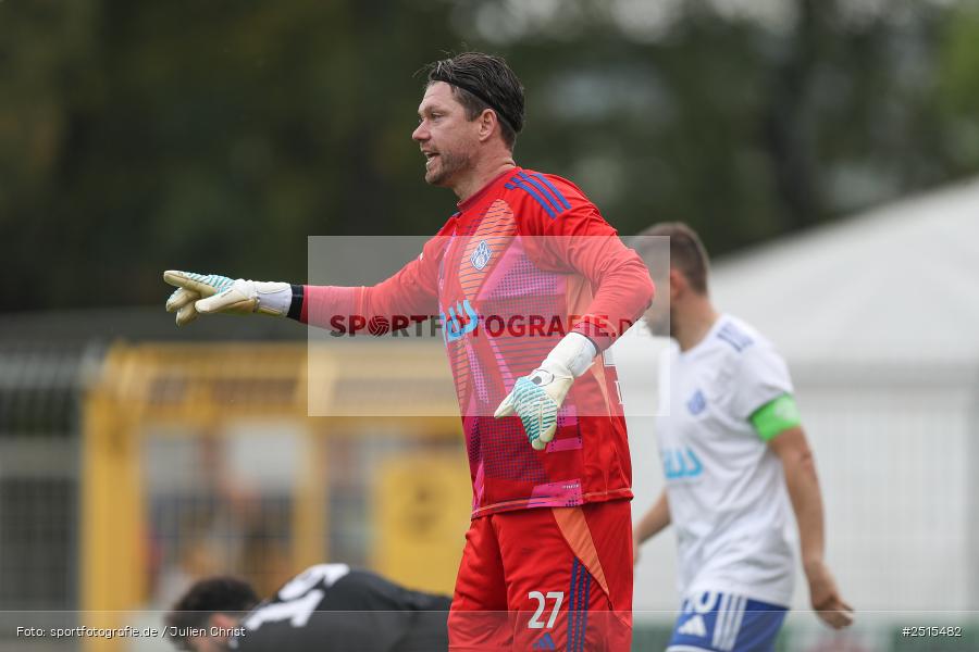 sport, action, Stadion am Schönbusch, SVA, SV Viktoria Aschaffenburg, Regionalliga Bayern, Fussball, FVI, FV Illertissen, BFV, Aschaffenburg, 13. Spieltag, 11.10.2025 - Bild-ID: 2515482