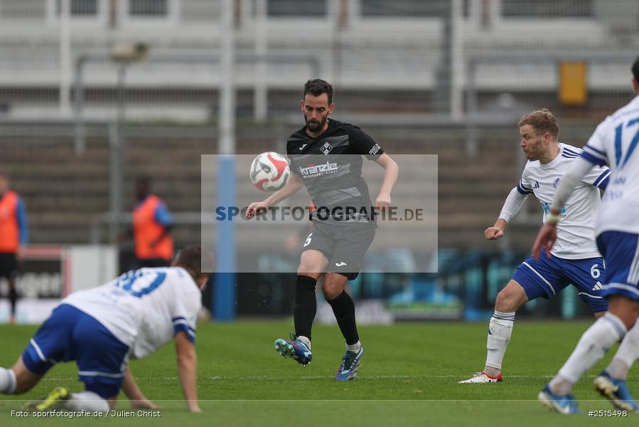 sport, action, Stadion am Schönbusch, SVA, SV Viktoria Aschaffenburg, Regionalliga Bayern, Fussball, FVI, FV Illertissen, BFV, Aschaffenburg, 13. Spieltag, 11.10.2025 - Bild-ID: 2515498