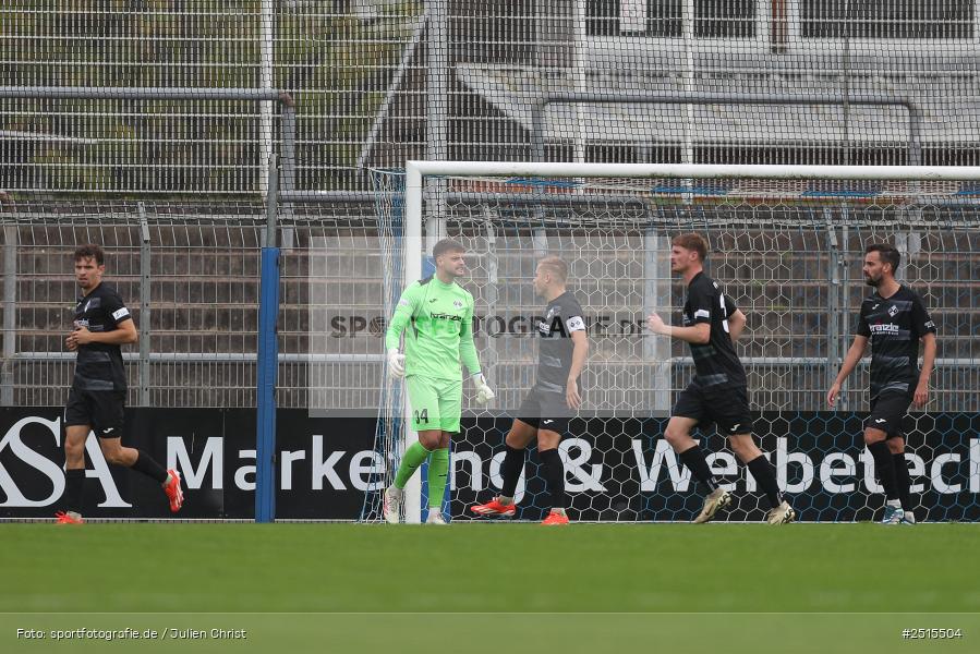 sport, action, Stadion am Schönbusch, SVA, SV Viktoria Aschaffenburg, Regionalliga Bayern, Fussball, FVI, FV Illertissen, BFV, Aschaffenburg, 13. Spieltag, 11.10.2025 - Bild-ID: 2515504