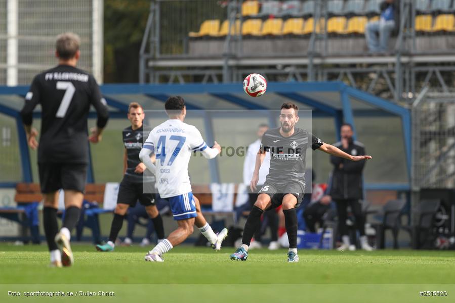 sport, action, Stadion am Schönbusch, SVA, SV Viktoria Aschaffenburg, Regionalliga Bayern, Fussball, FVI, FV Illertissen, BFV, Aschaffenburg, 13. Spieltag, 11.10.2025 - Bild-ID: 2515520