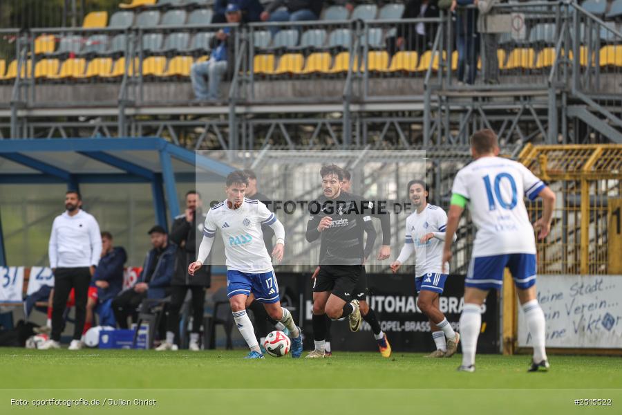 sport, action, Stadion am Schönbusch, SVA, SV Viktoria Aschaffenburg, Regionalliga Bayern, Fussball, FVI, FV Illertissen, BFV, Aschaffenburg, 13. Spieltag, 11.10.2025 - Bild-ID: 2515522