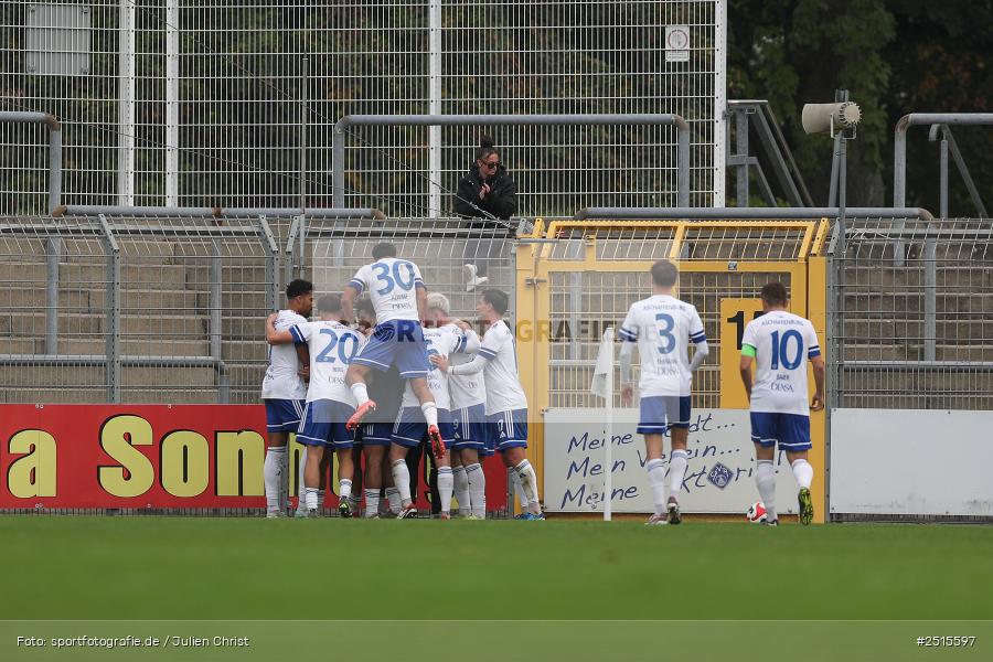 sport, action, Stadion am Schönbusch, SVA, SV Viktoria Aschaffenburg, Regionalliga Bayern, Fussball, FVI, FV Illertissen, BFV, Aschaffenburg, 13. Spieltag, 11.10.2025 - Bild-ID: 2515597